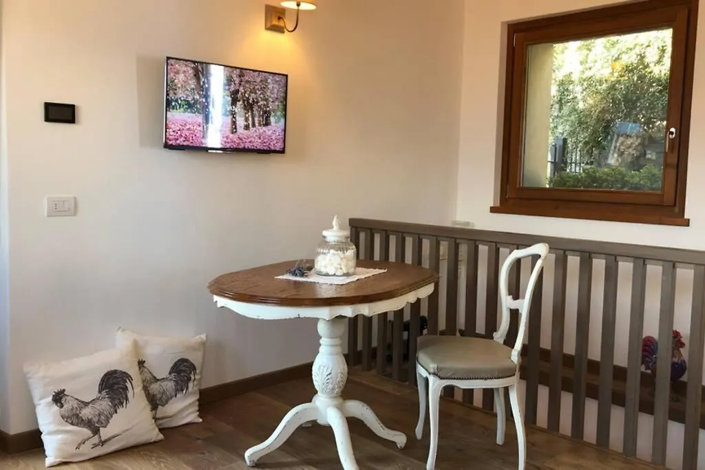 Casa vacanze La Poulerie - Suite Dépendance Gera Lario